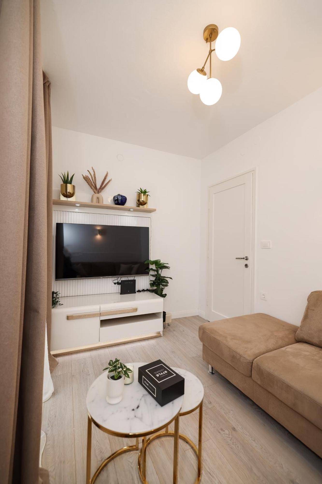 De Clave Luxury Apartment 자다르 외부 사진