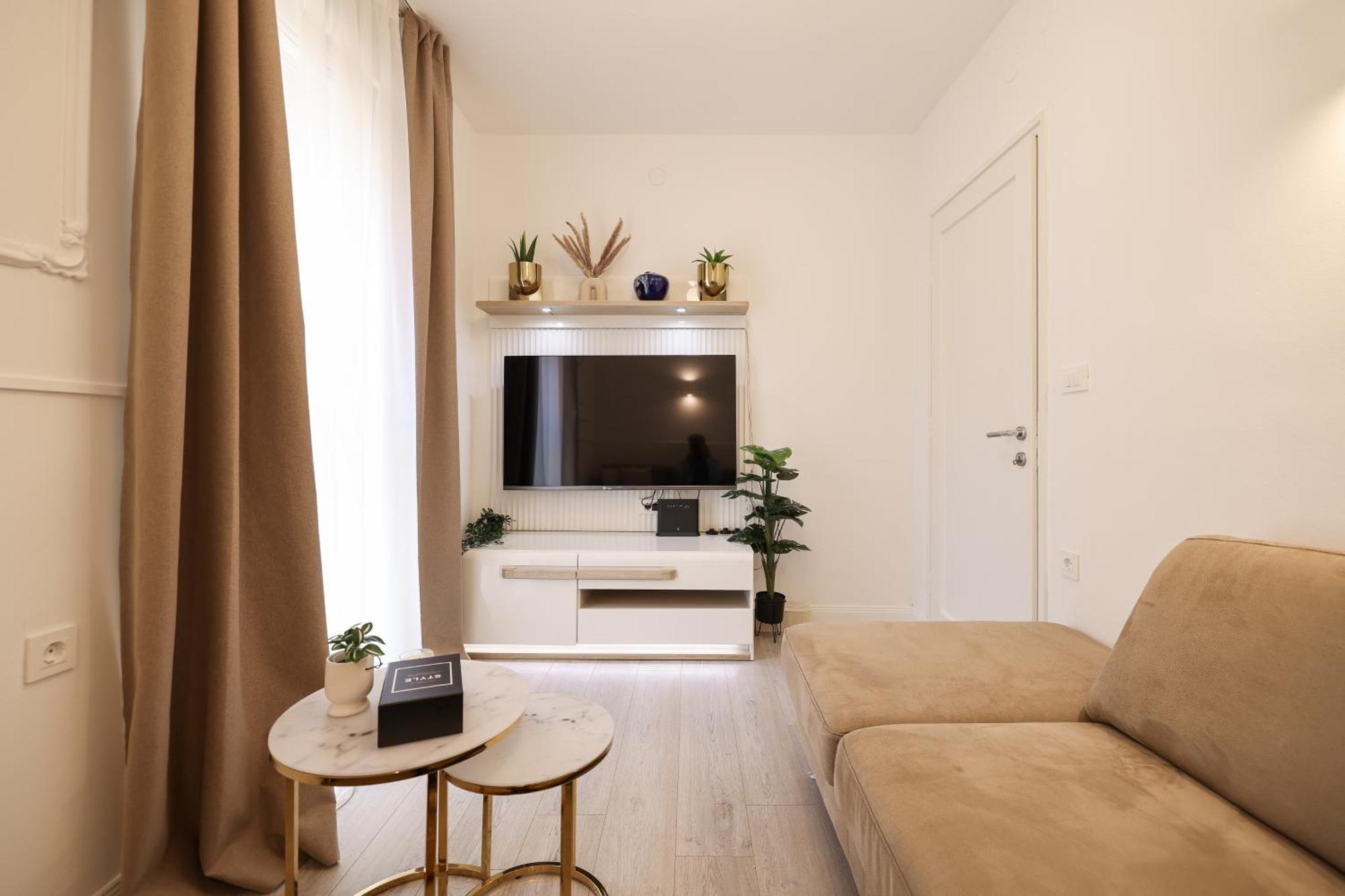 De Clave Luxury Apartment 자다르 외부 사진